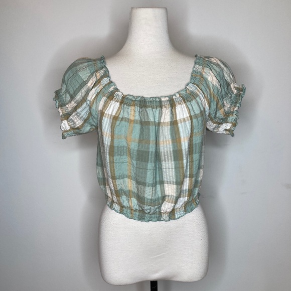 American Eagle Plaid off the shoulder top. SIZE SM - Picture 5 of 8